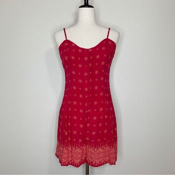 Mudd Pants - NWOT Mudd Women’s Size Large Red Floral Romper